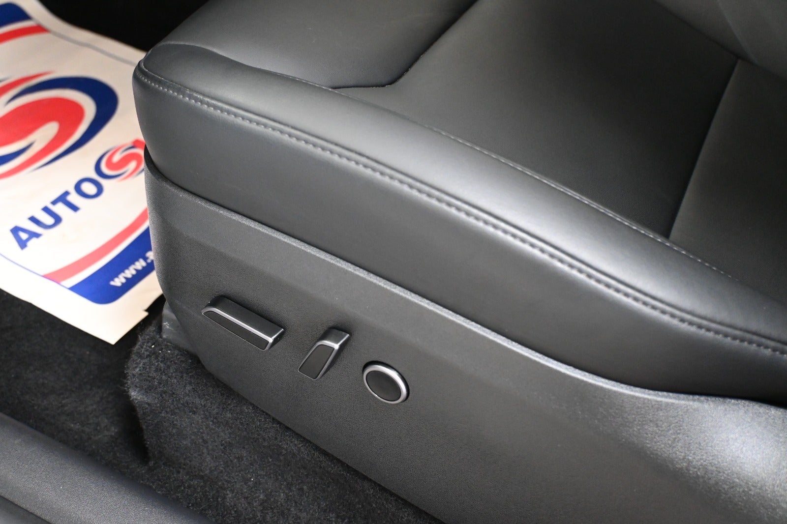 Tesla Model Y Long Range RWD