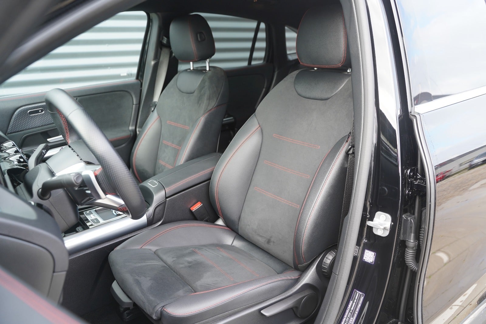 Billede af Mercedes EQA350  AMG Line 4Matic