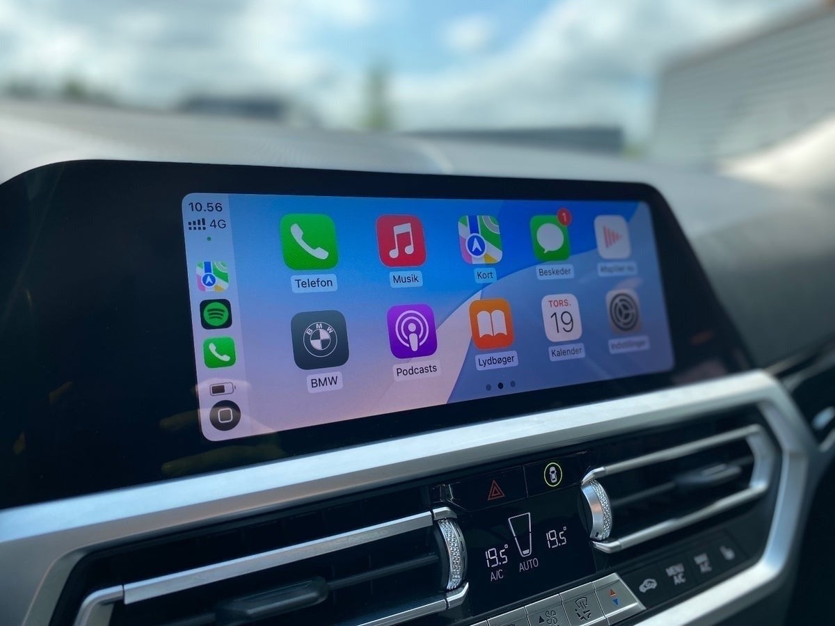 BMW 330e Sport Line aut.