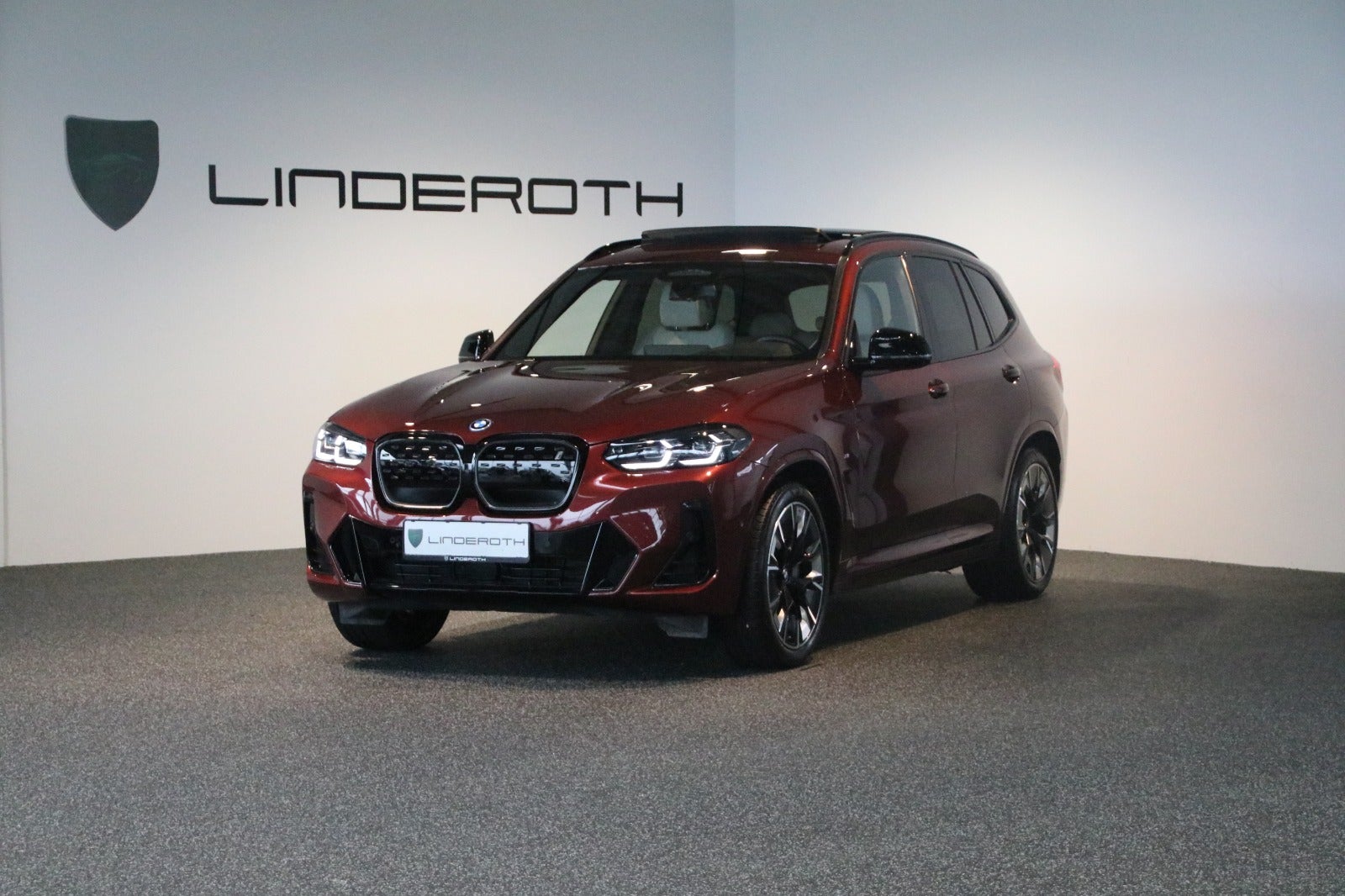 BMW iX3 Charged Plus M-Sport 5d - 1
