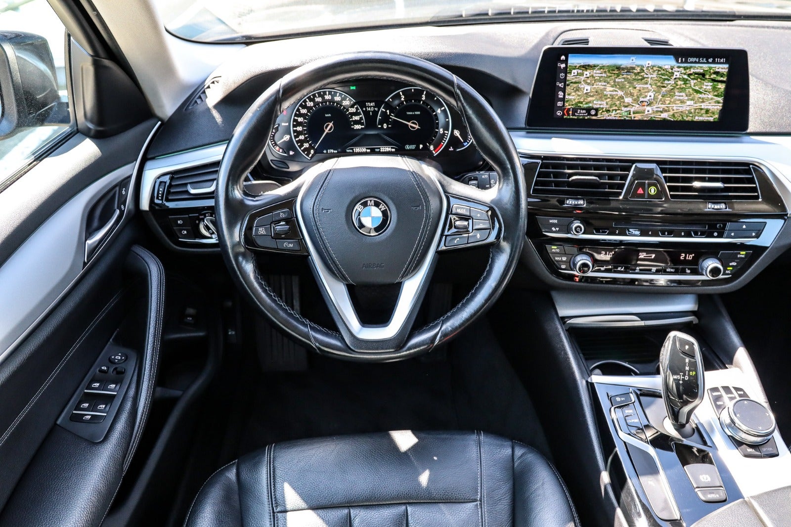 Billede af BMW 520d 2,0 Touring Sport Line aut.