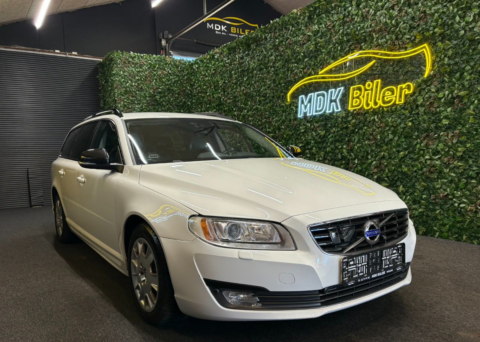 Billede af Volvo V70 2,0 T4 190 Momentum aut.