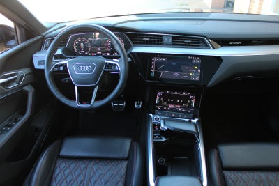 Audi Q8 e-tron S-line quattro