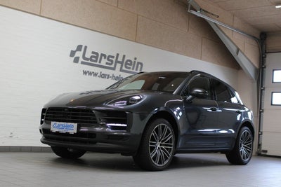 Porsche Macan S PDK Van