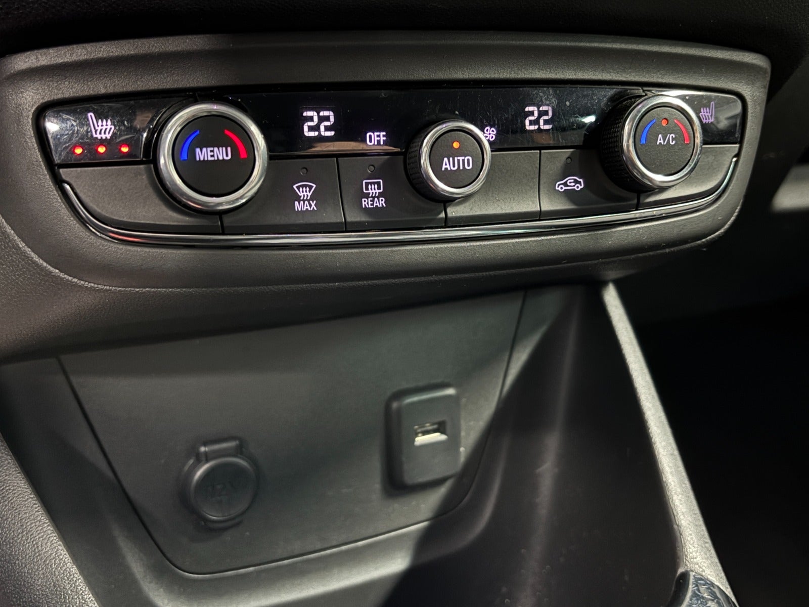 Billede af Opel Crossland 1,2 T 130 Sport aut.