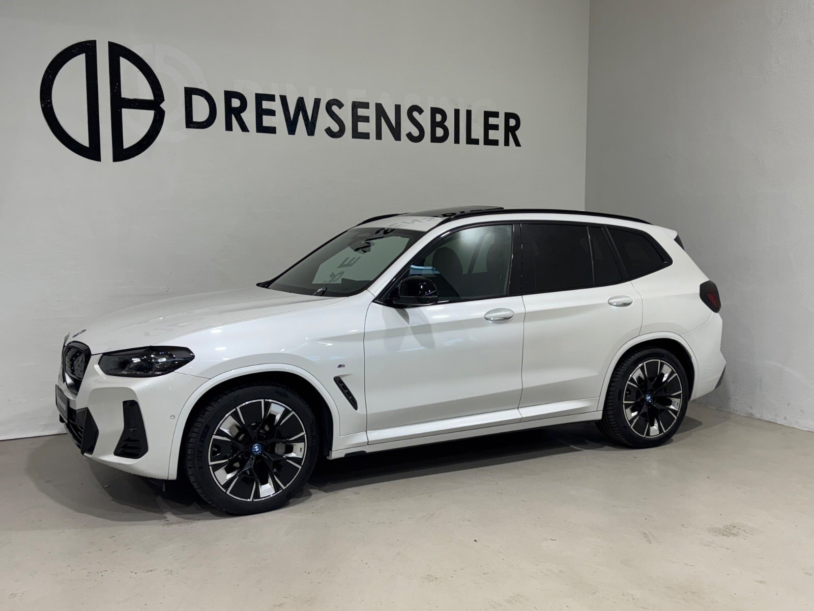 BMW iX3 Charged Plus M-Sport A