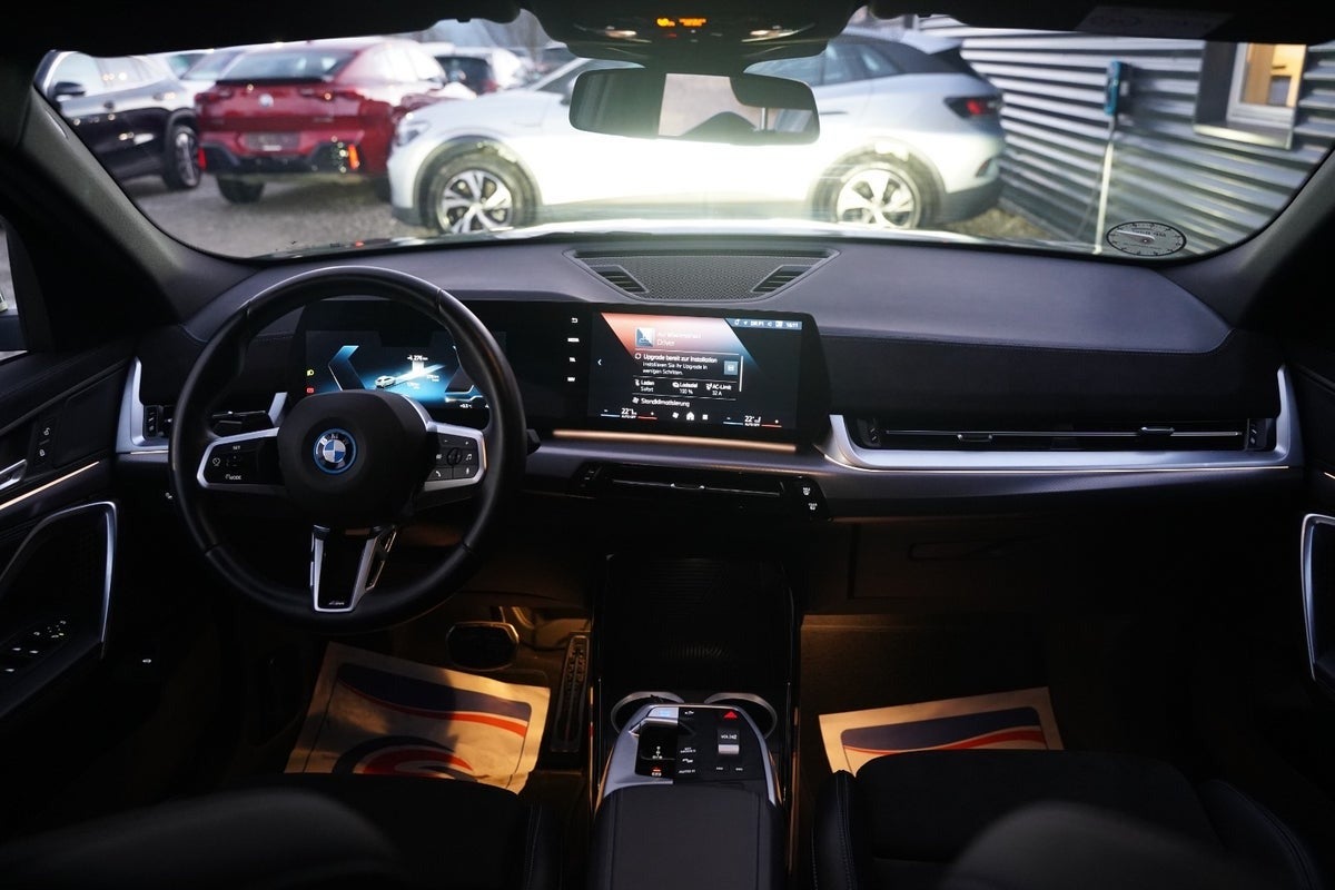 Billede af BMW iX2  eDrive20 M-Sport