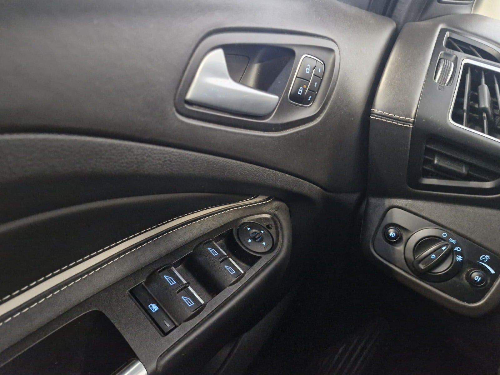 Billede af Ford Kuga 2,0 TDCi 180 Vignale aut. AWD