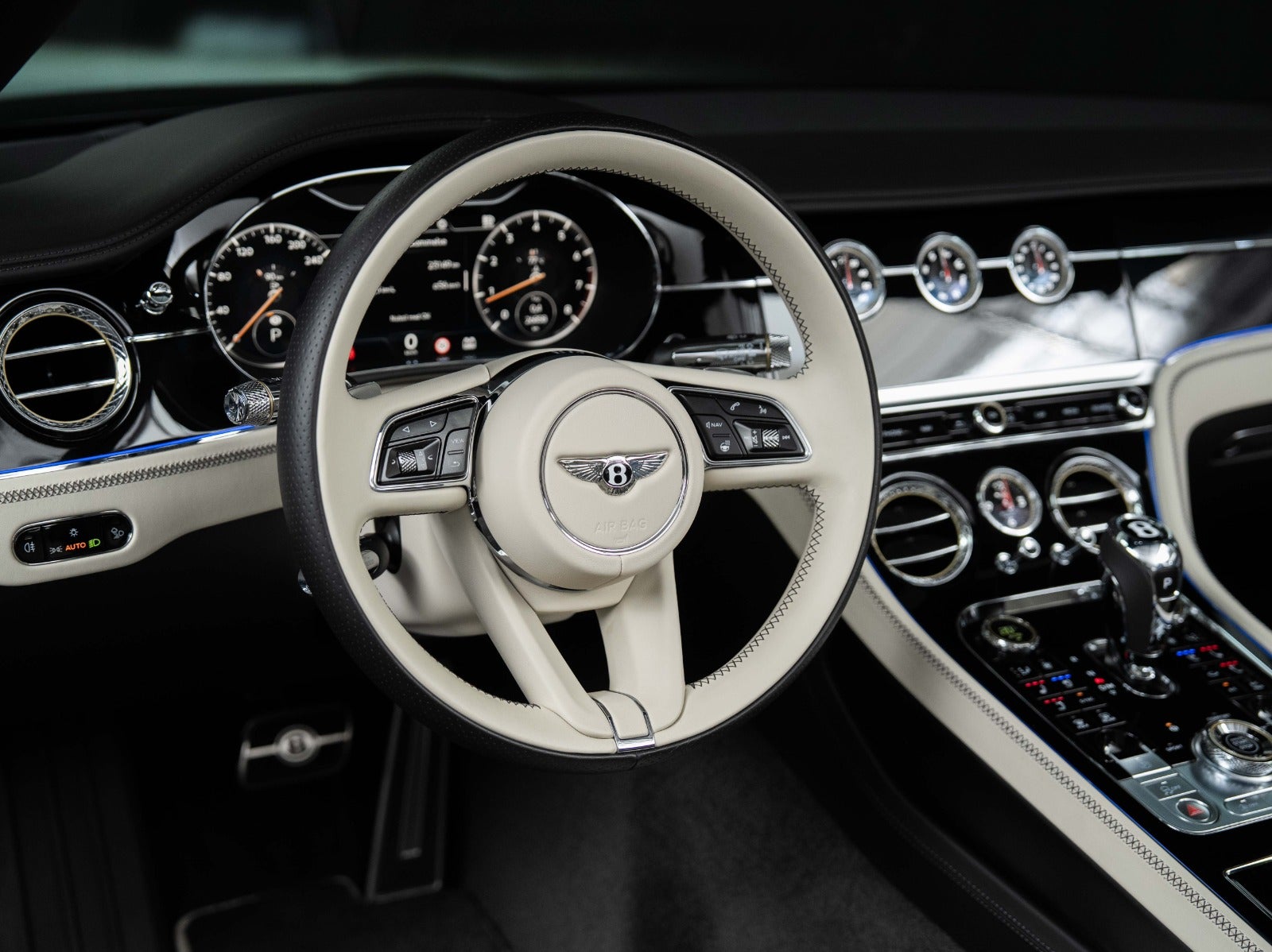 Gallery image 16 of 23