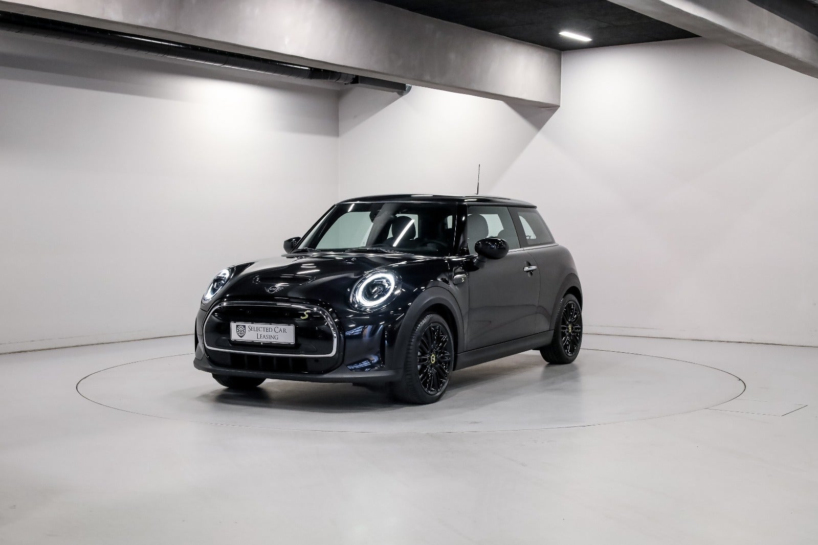 MINI Cooper SE Classic Trim