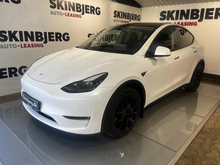 Tesla Model Y Long Range AWD