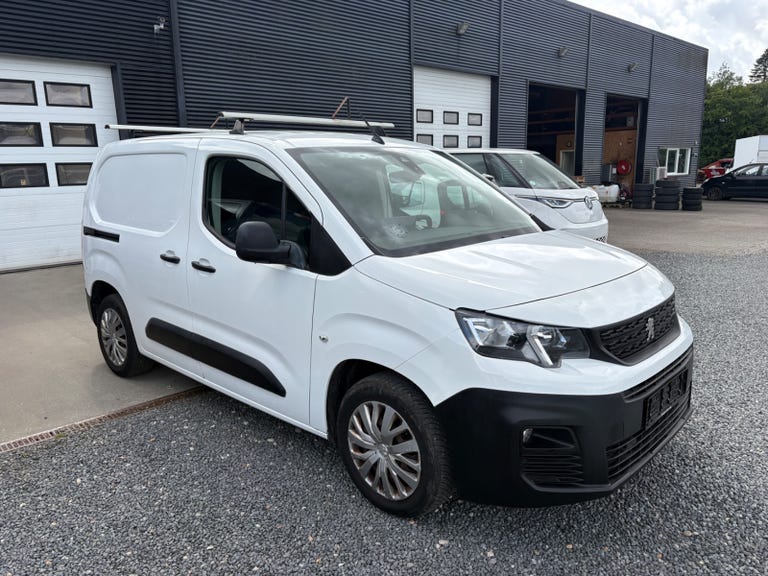 Peugeot Partner BlueHDi 100 L1V2 Plus Van