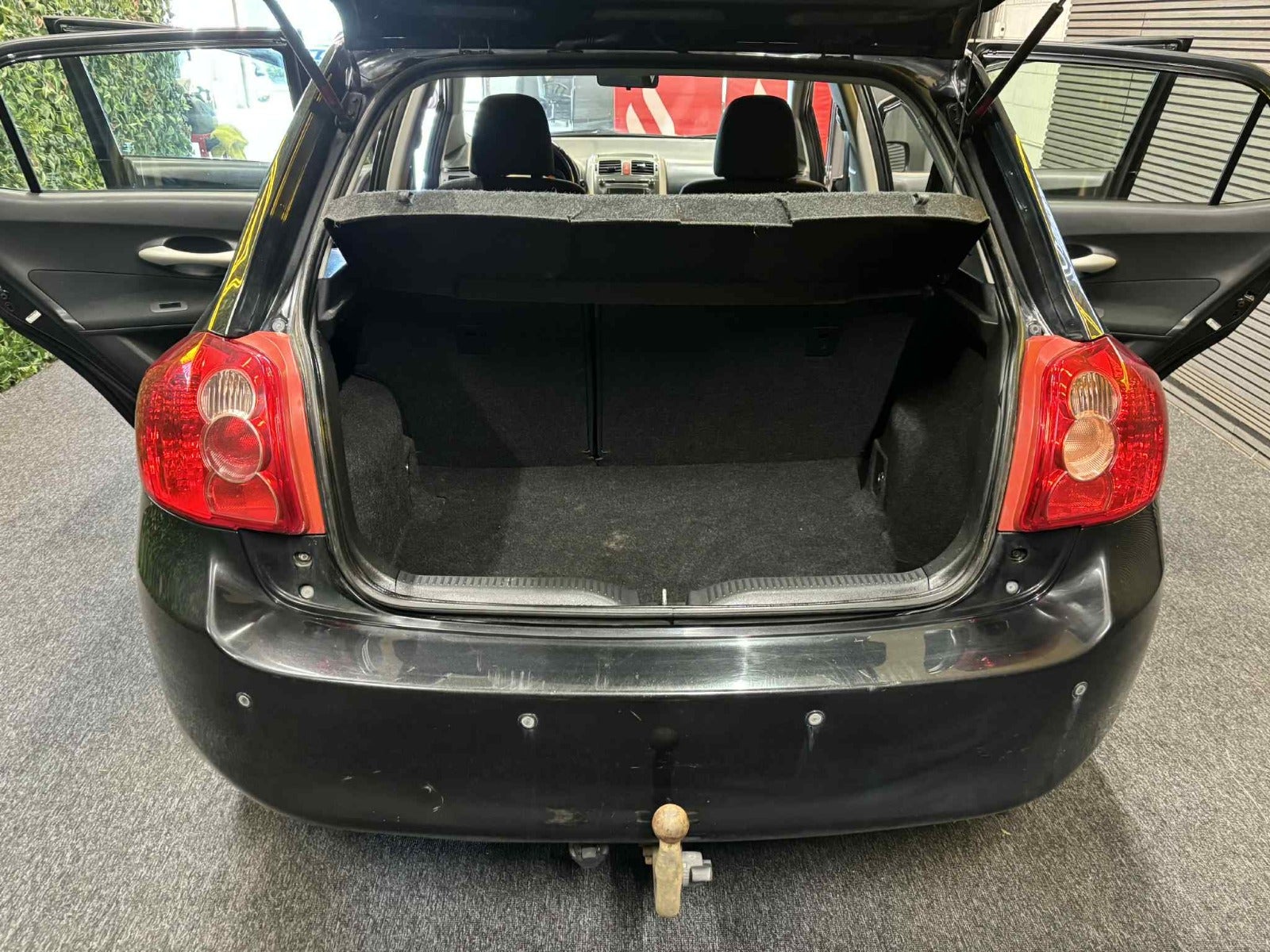 Billede af Toyota Auris 2,0 D-4D Luna