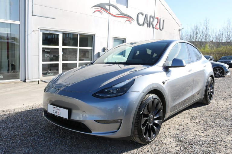 Tesla Model Y Performance AWD