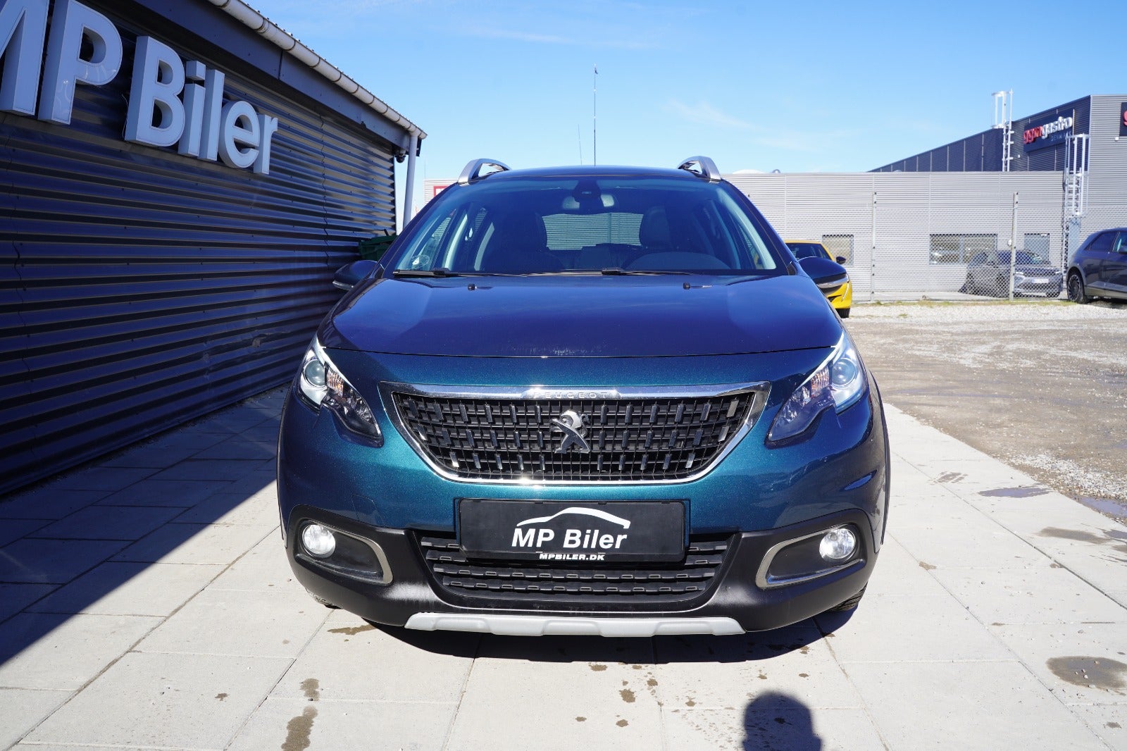 Billede af Peugeot 2008 1,6 BlueHDi 100 Allure Sky