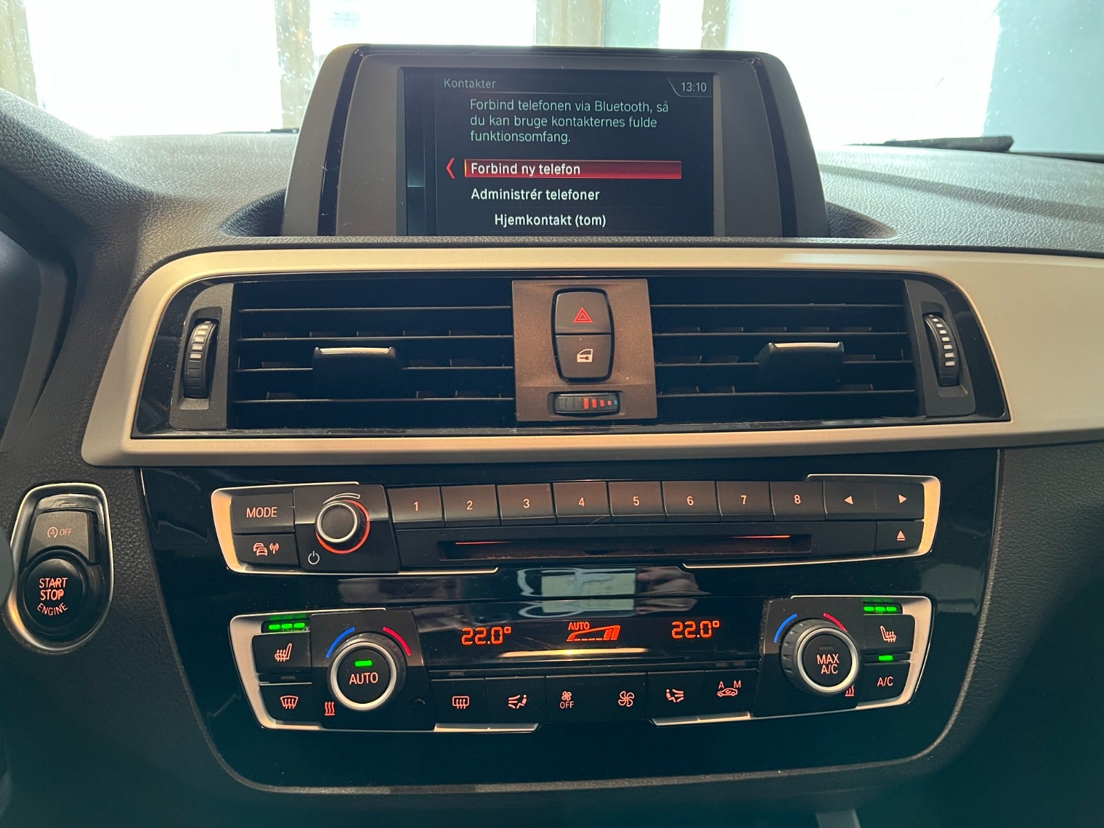 Billede af BMW 118i 1,5 Connected aut.