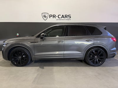VW Touareg 3,0 TDi 286 R-line aut. 4Motion 5d