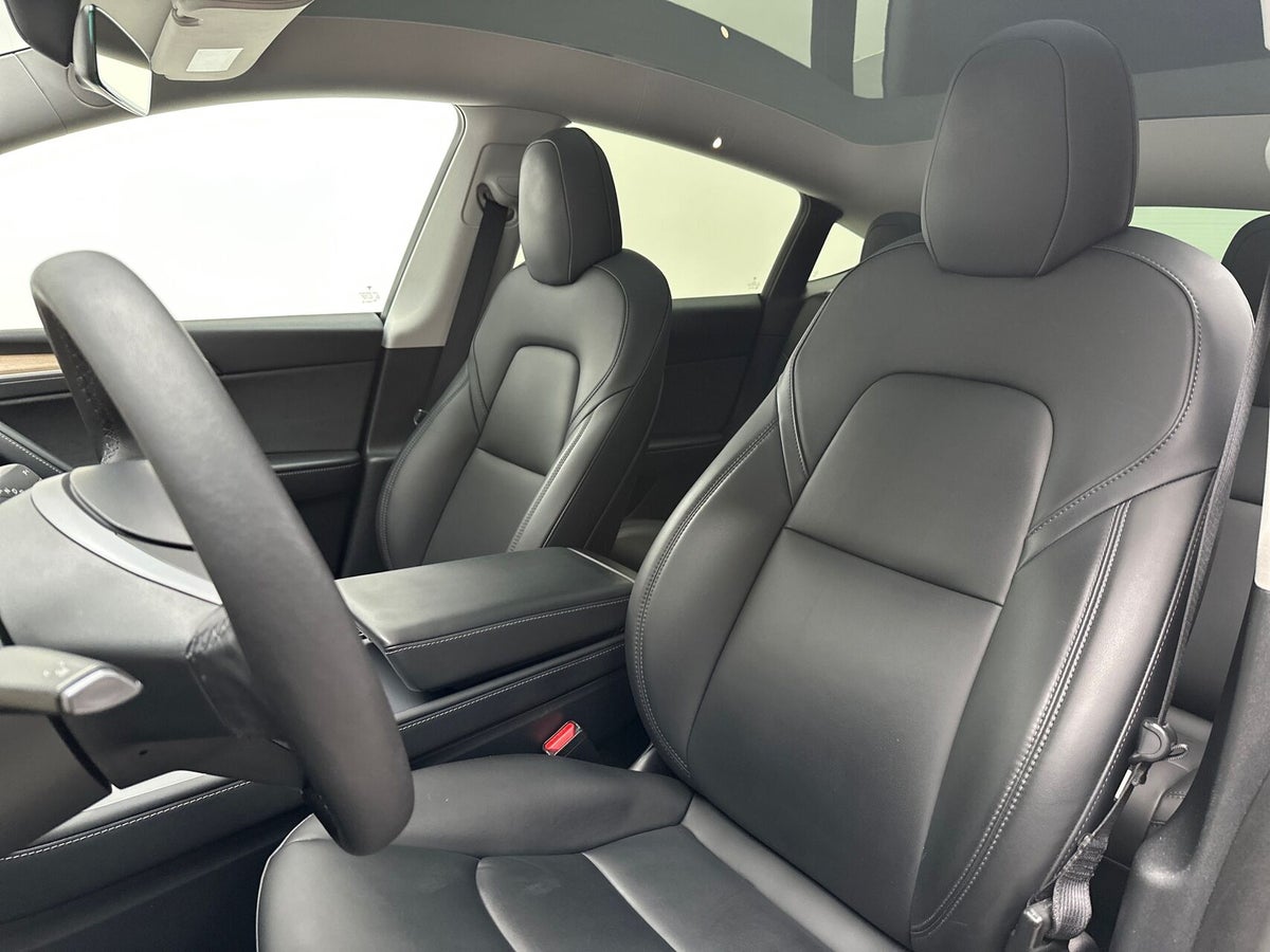 Tesla Model Y Long Range AWD billede 15