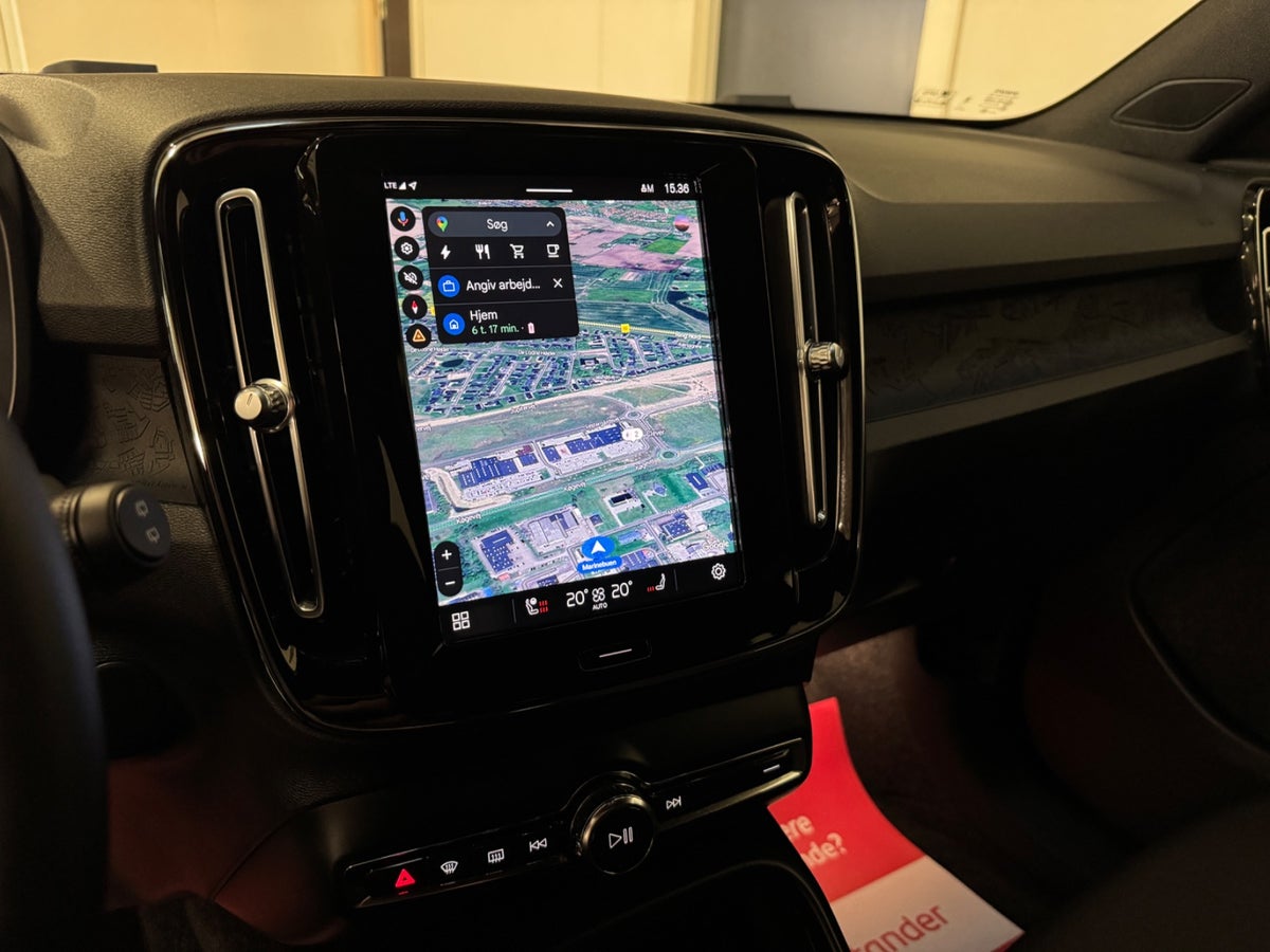 Volvo XC40 P6 ReCharge Core