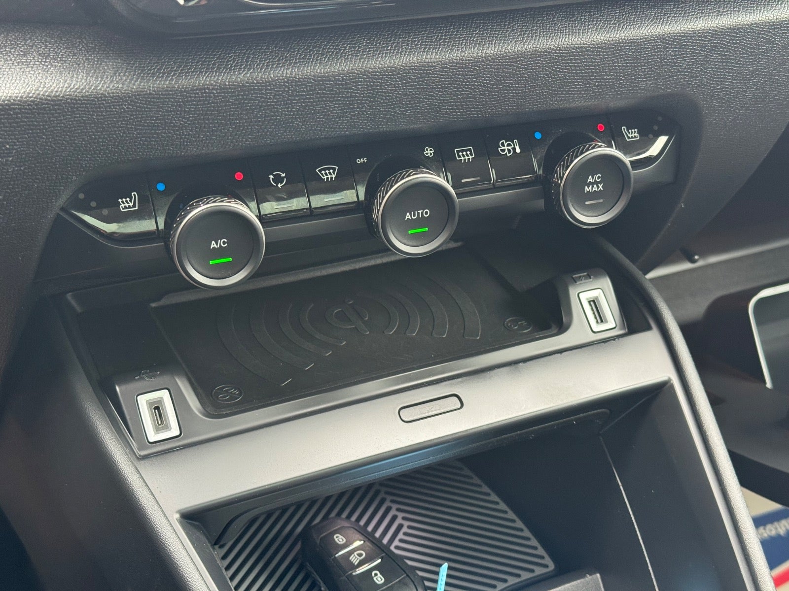 Billede af Citroën C4 1,5 BlueHDi 130 Shine Sport EAT8