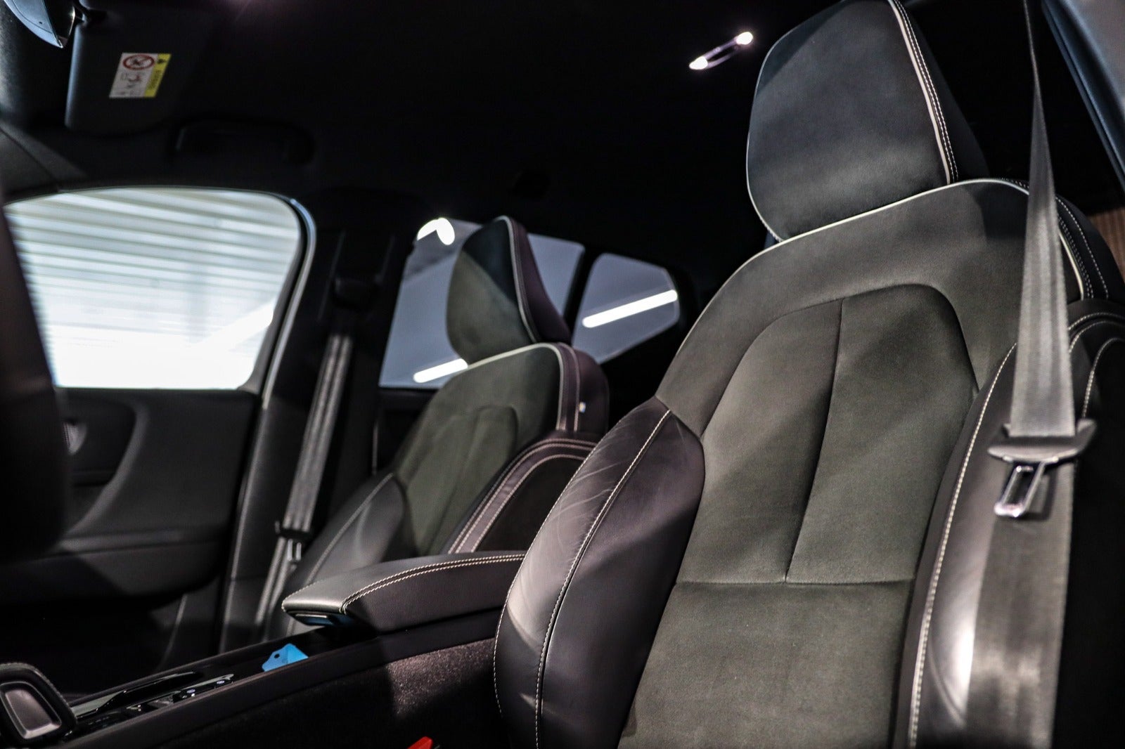 Billede af Volvo XC40 1,5 T5 ReCharge R-Design aut. Van