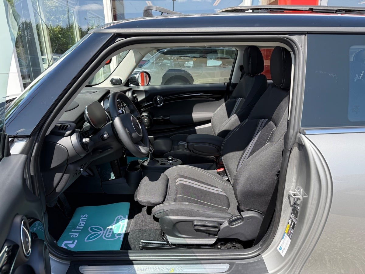 Billede af MINI Cooper SE Classic Trim