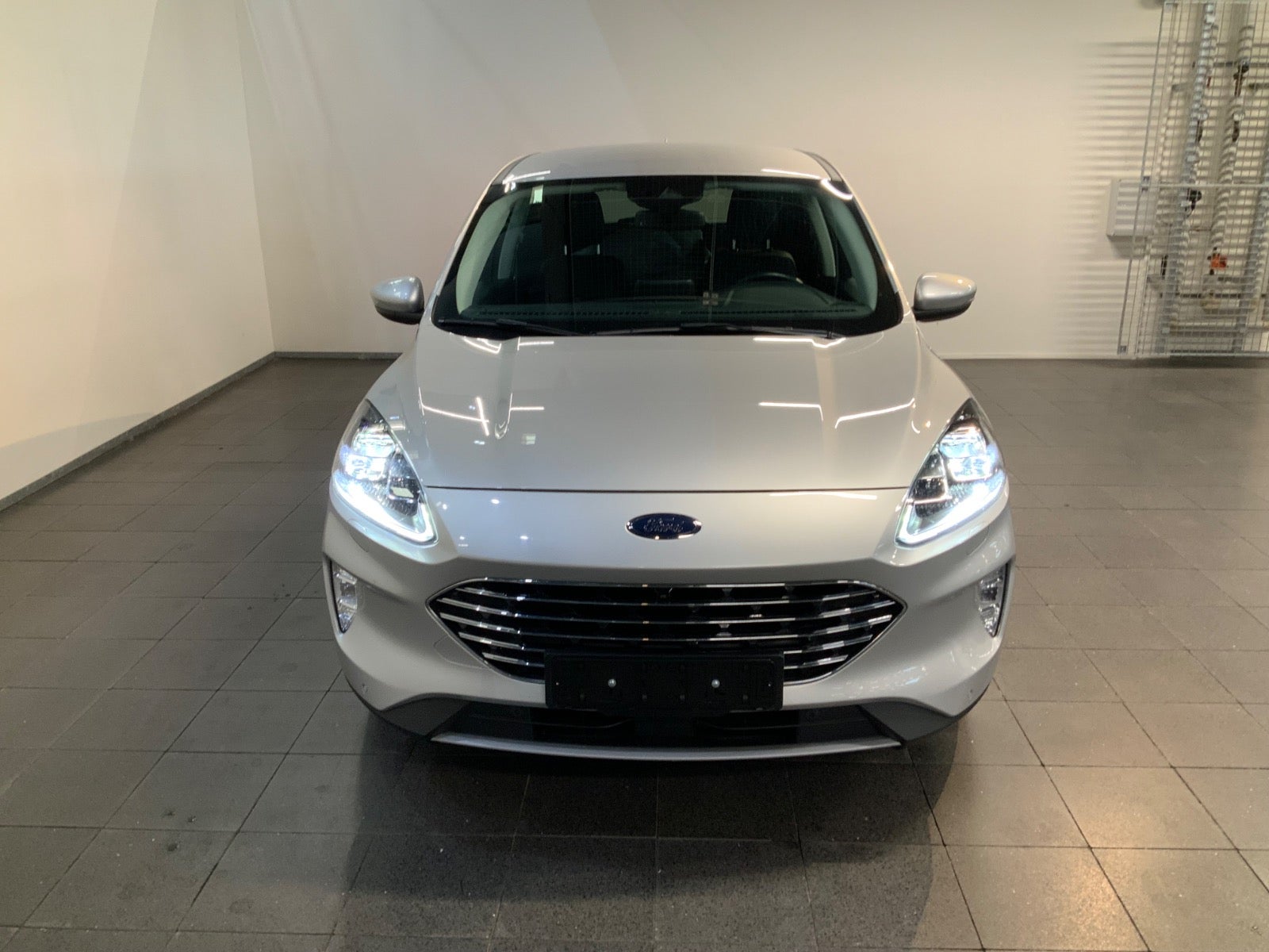 Ford Kuga (2/8)