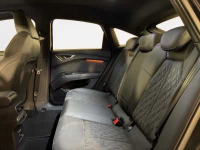 Audi Q4 e-tron 45 S-line Sportback