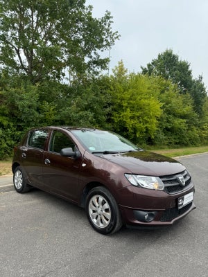 Dacia Sandero 0,9 TCe 90 Family Benzin modelår 2016 km 198000 ABS airbag, Hos Eli’s Autogroup i Hors