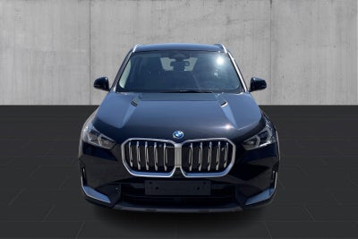 BMW iX1 xDrive30 X-Line