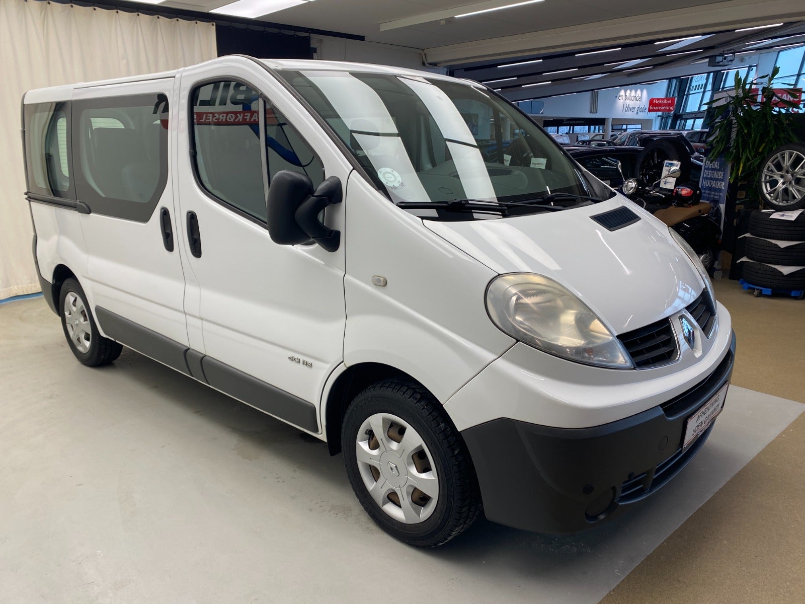Billede af Renault Trafic T27 2,0 dCi 115 L1H1 Kombi
