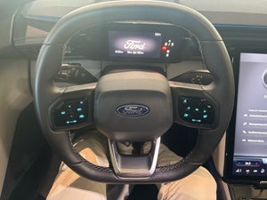 Ford Explorer Premium Extended Range