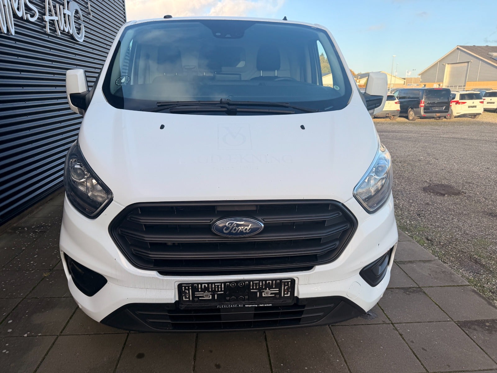 Ford Transit Custom 320 L2, Billede 9