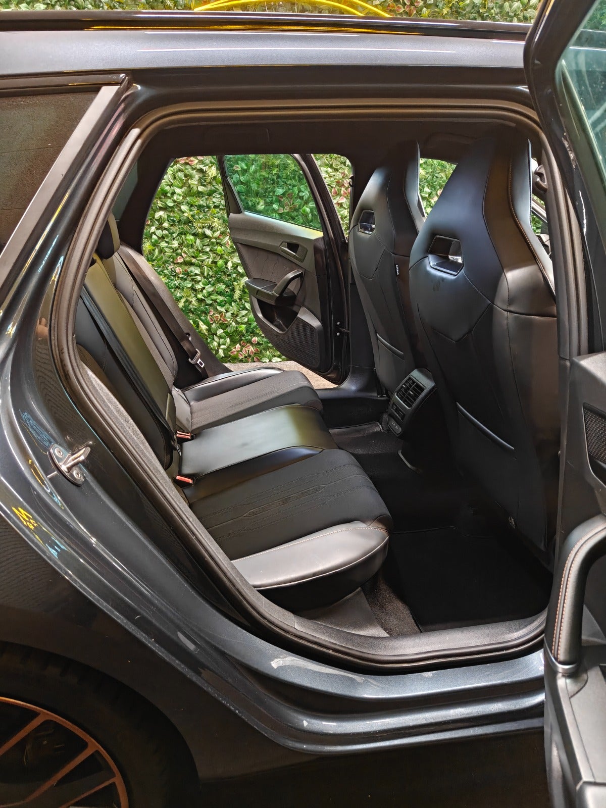 Billede af Seat Leon 1,4 eHybrid Cupra Sportstourer DSG