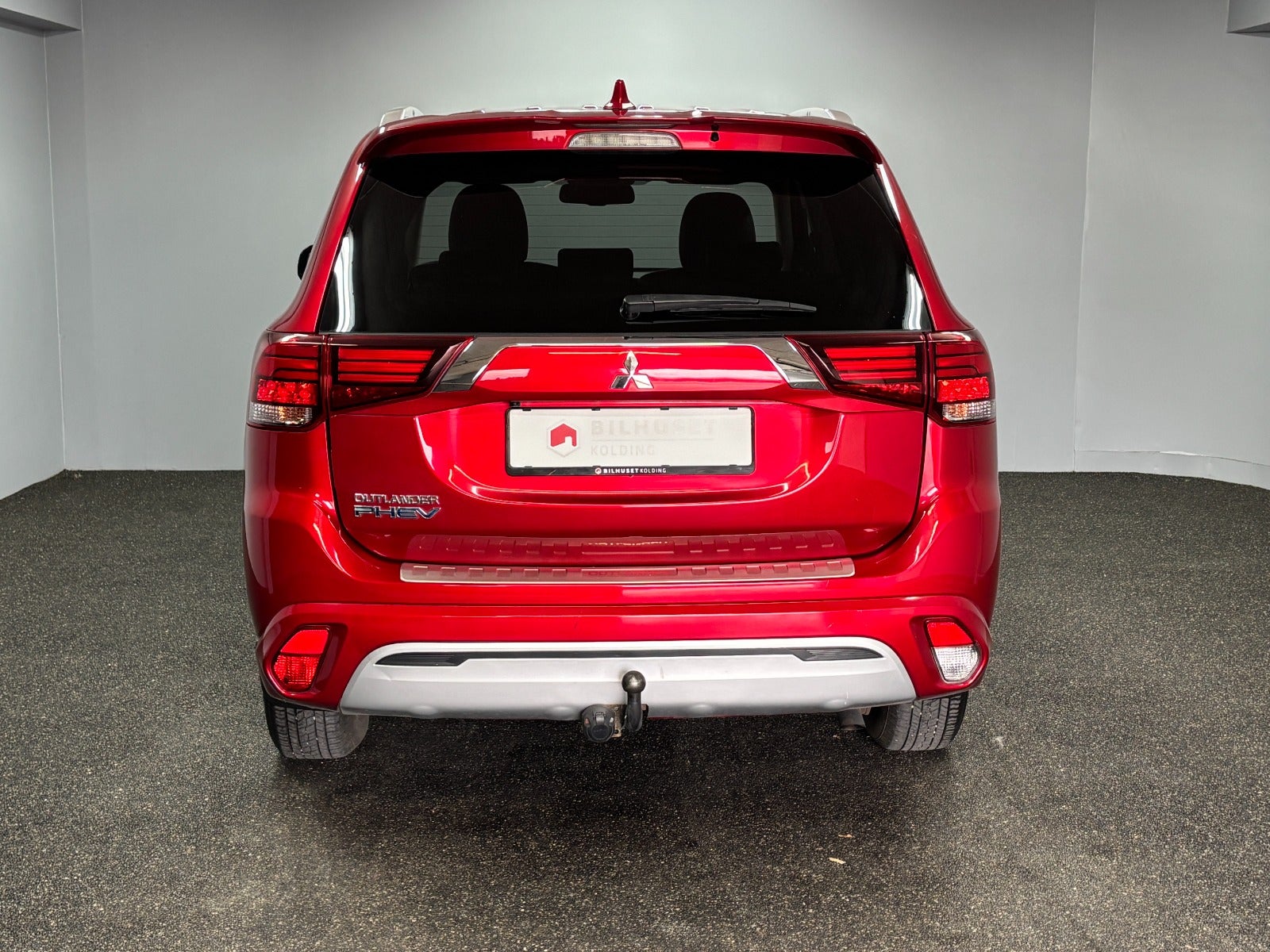 Billede af Mitsubishi Outlander 2,4 PHEV Invite CVT 4WD