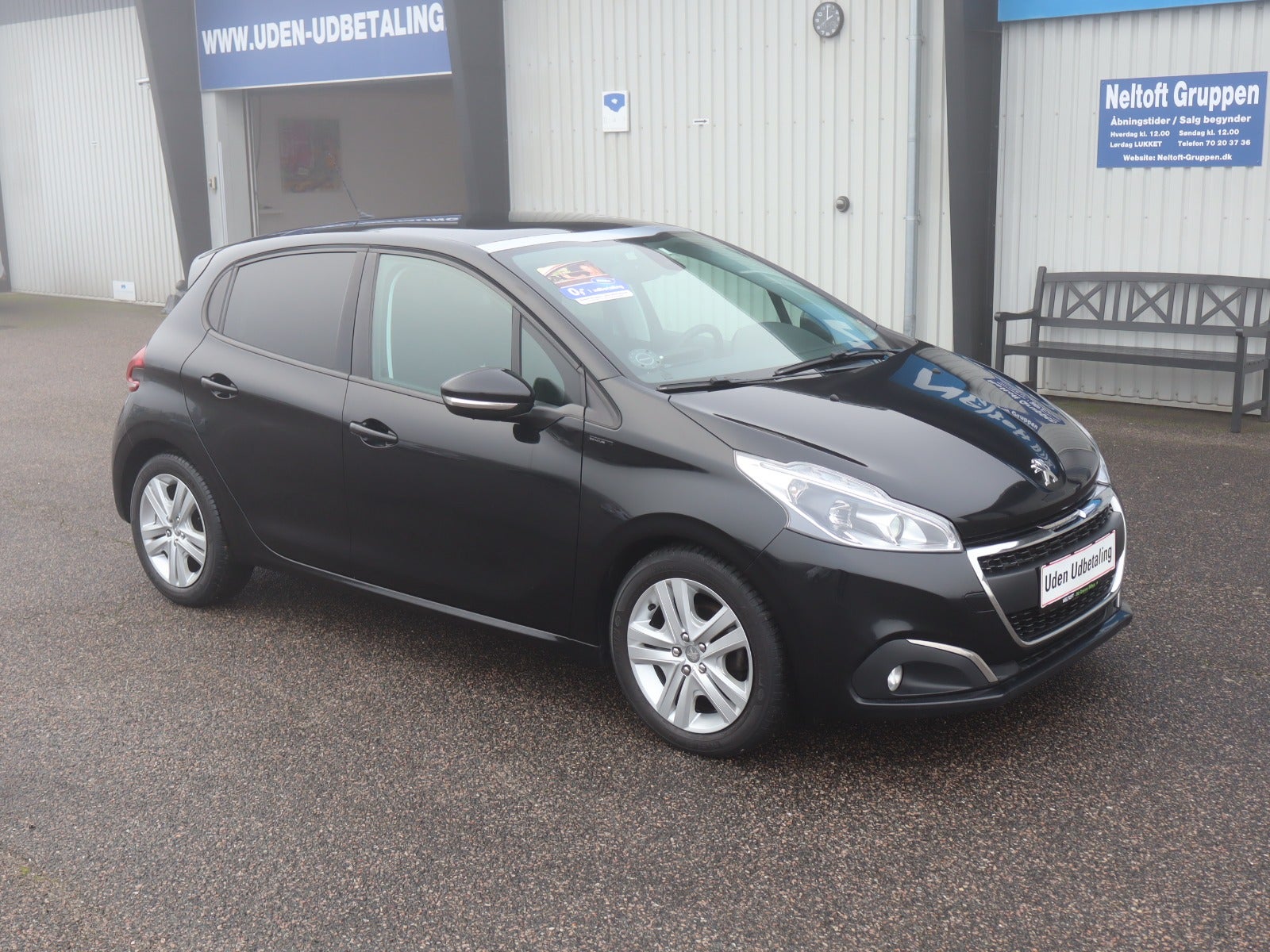 Billede af Peugeot 208 1,5 BlueHDi 100 Allure Sky