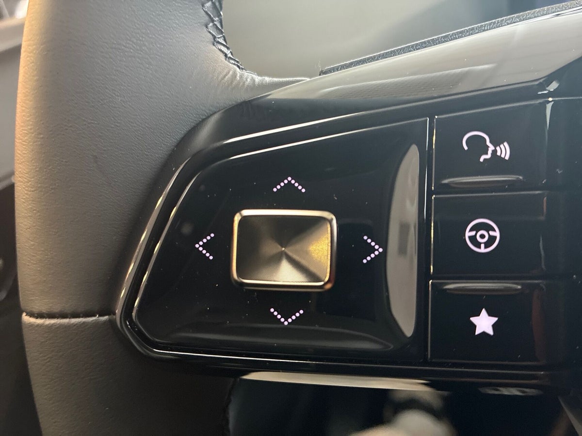 MG 4 Luxury billede 16