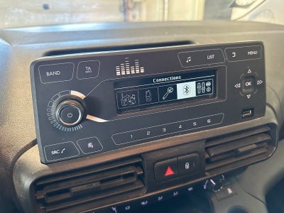 Opel Combo D 75 Essentia L1V1