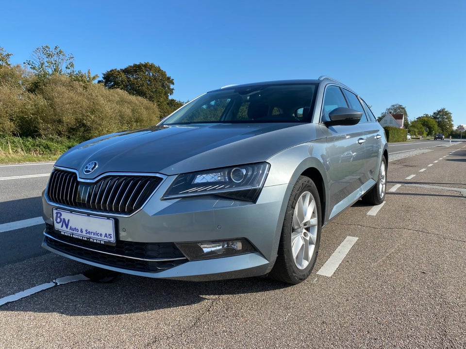 Skoda Superb, Billede 1