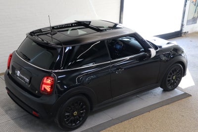 MINI Cooper SE Essential