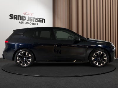 BMW iX xDrive45 M-Sport