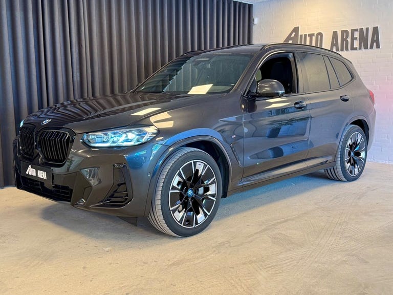 BMW iX3 Charged Plus M-Sport