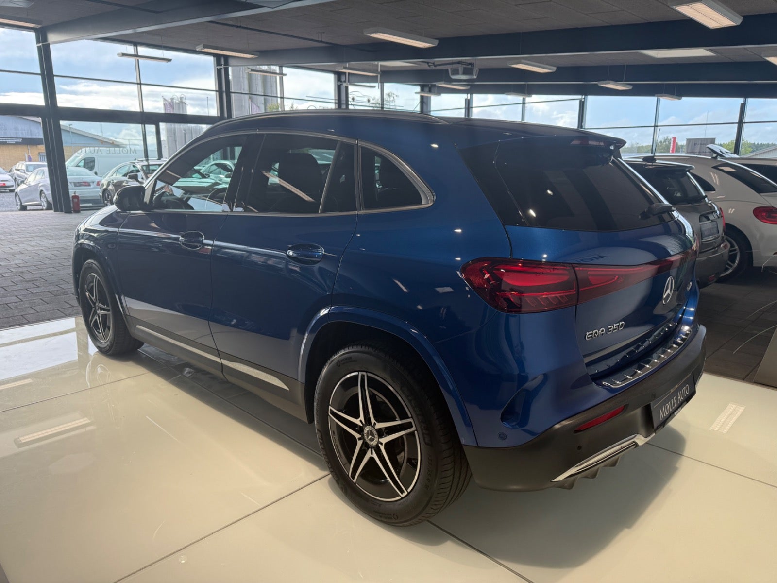 Billede af Mercedes EQA350  AMG Line 4Matic