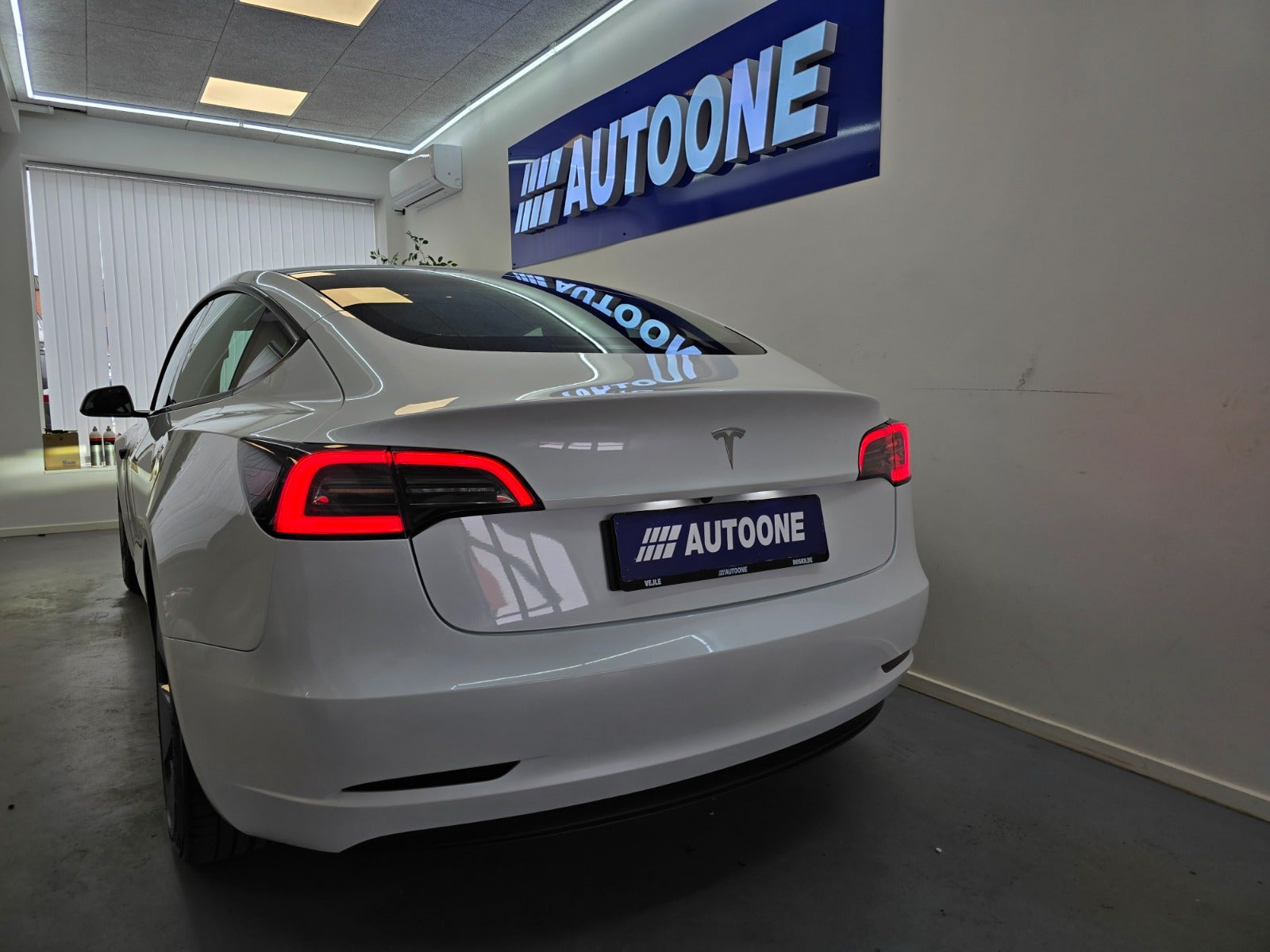 Billede af Tesla Model 3 RWD
