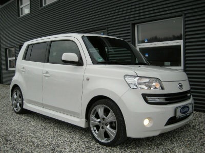 Daihatsu Materia 1,5 White X Benzin modelår 2008 km 19000 Perlemorshvid ABS airbag startspærre, 1 ej