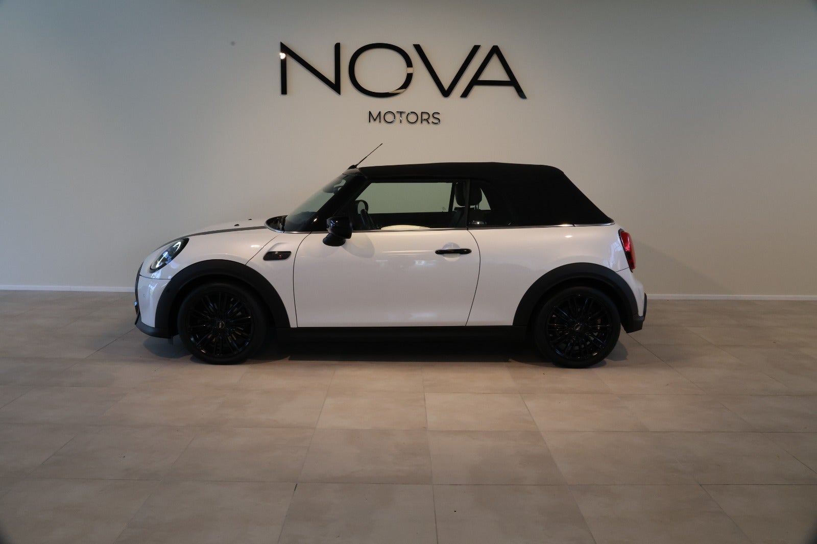 MINI Cooper S 2,0 Maximise Cabriolet aut. 2d - 2