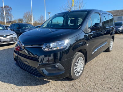 Toyota ProAce City Verso 1,2 T 110 Long Shuttle 7prs 5d