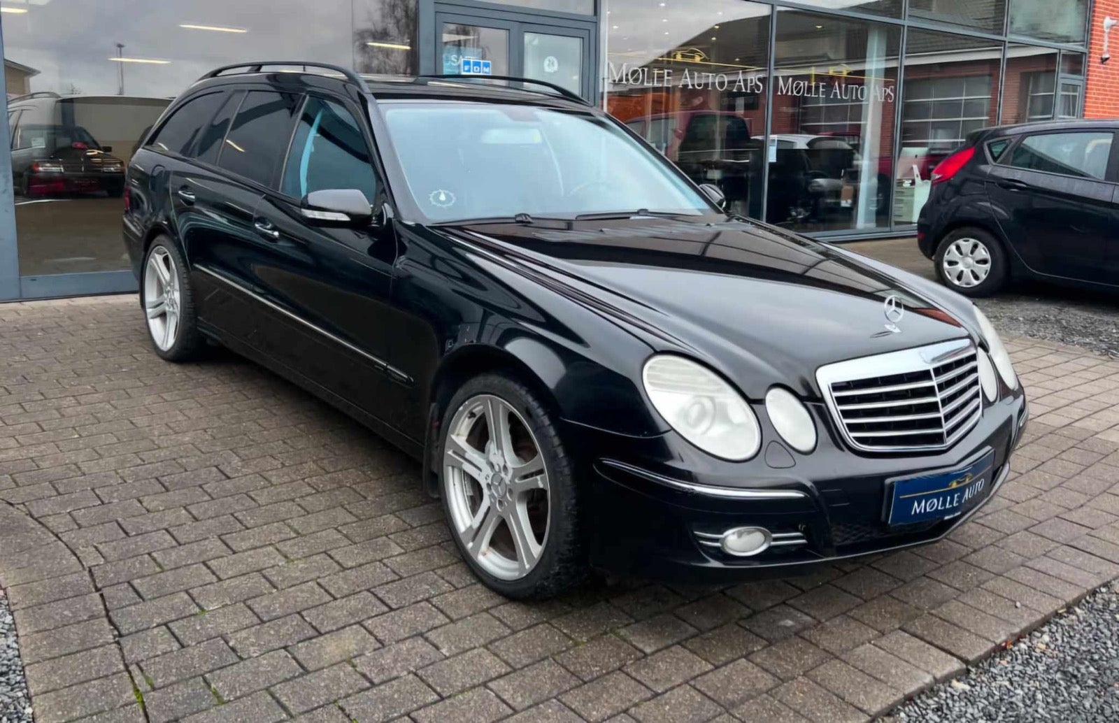 Billede af Mercedes E320 3,0 CDi Avantgarde stc. aut.