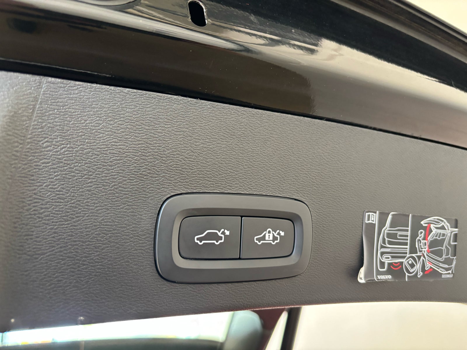 Volvo XC40 P6 ReCharge Plus