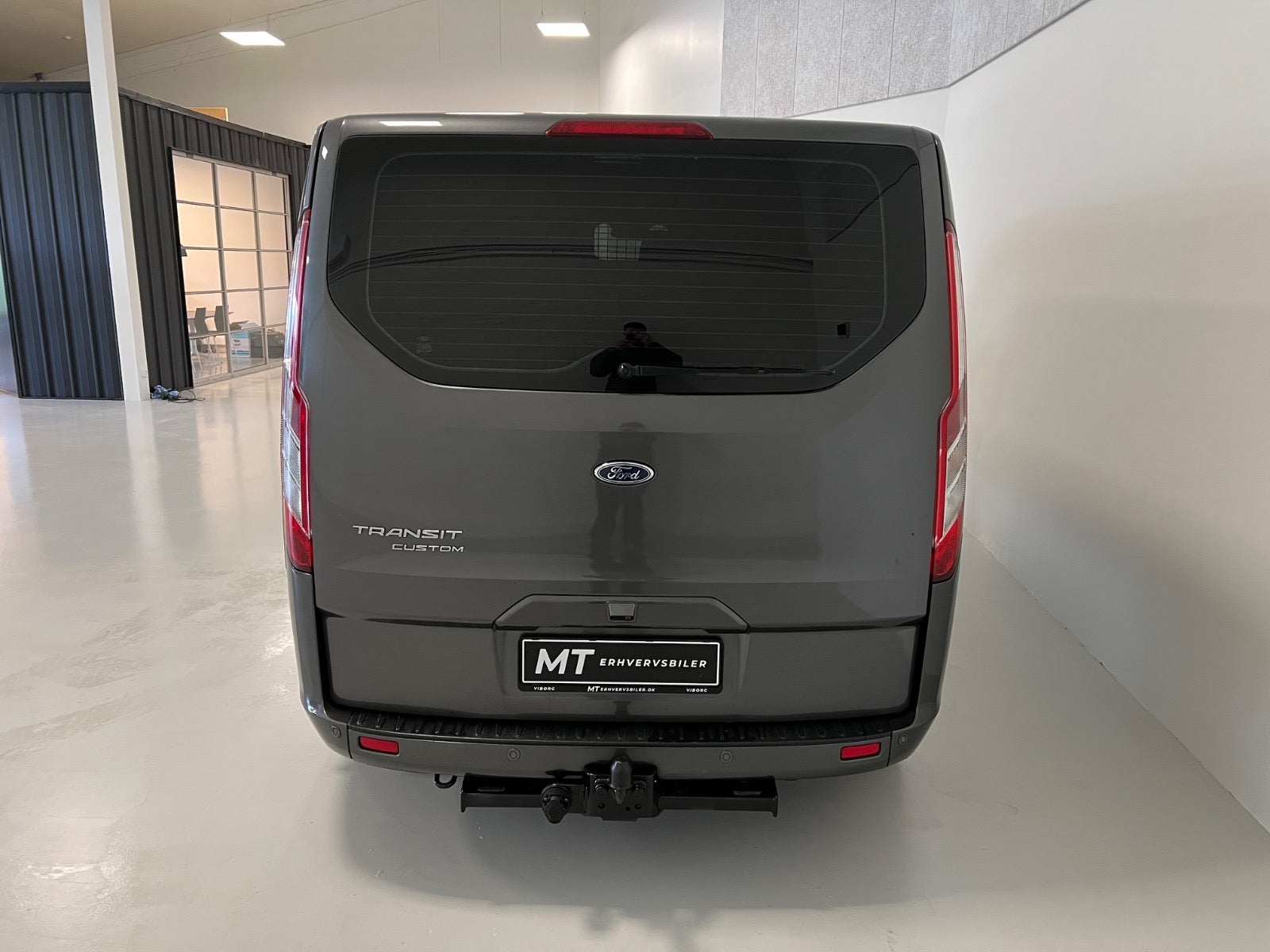 Billede af Ford Transit Custom 320L 2,0 TDCi 170 Limited aut.